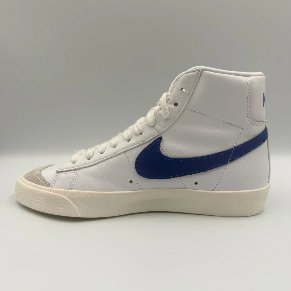 Nike Blazer Mid 77 Vintage Womens Size 7 Sneakers White Blue BQ6806-103